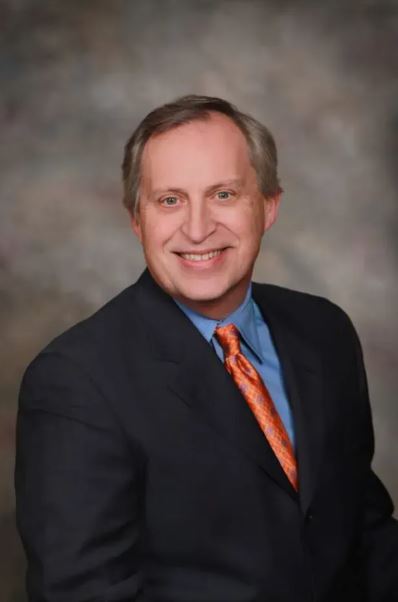 Dr. Tom Wascher is a board-certified neurosurgeon and Fellow of the American College of Surgeons specializing in complex cervical spine surgery. Dr. Wascher has been recognized in the Guide to America's Top Surgeons since 2007 and the Best Doctors in America since 2000.